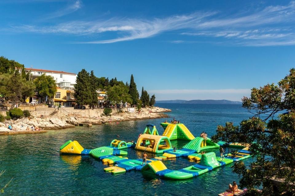 Apartment Noemi With A Direct Beach View Rabac Exterior photo